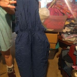 Boys snow bib 5/6 size navy blue